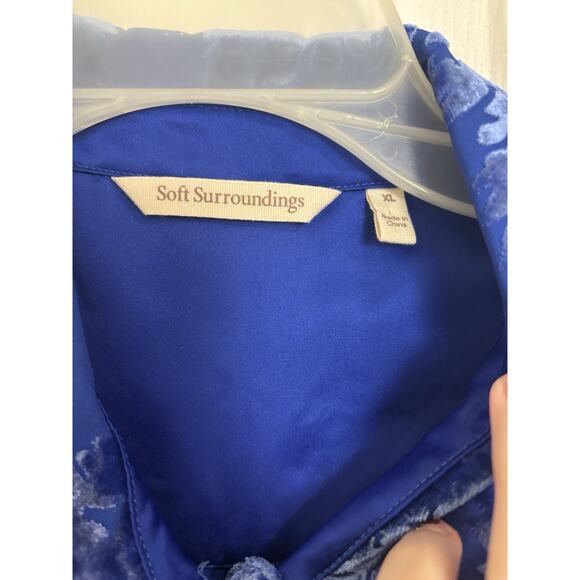 Soft Surroundings Blue Velvet Burnout Button Front Top Size XL Sheer Holiday - Picture 3 of 6